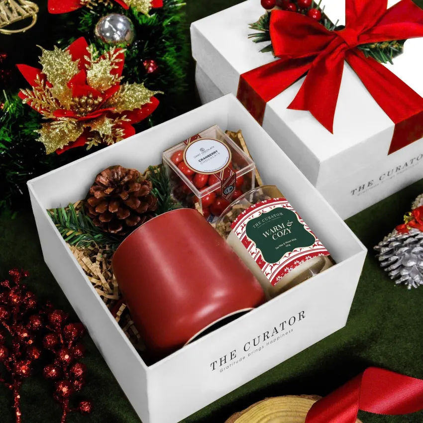 Combine the candle with other complementary gifts