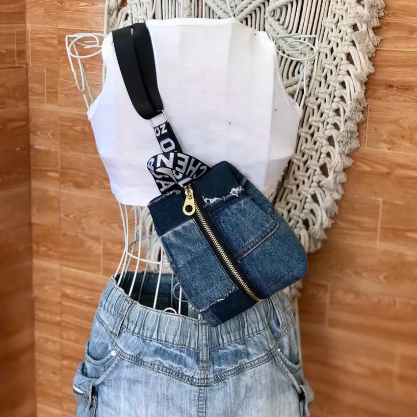 Túi đeo chéo balo mini K4 từ jeans tái chế chất riêng không nhầm lẫn, túi độc bản phụ kiện tái chế làm quà sinh nhật sáng tạo Túi đeo chéo balo mini K4 từ jeans tái chế chất riêng không nhầm lẫn, túi độc bản phụ kiện tái chế làm quà sinh nhật sáng tạo