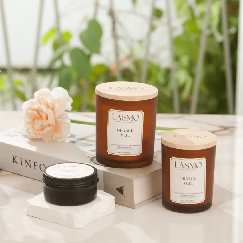 "Orange Veil" scented candle gift set with sweet orange and warm woody notes in a luxurious box, perfect as a birthday or housewarming gift. "Orange Veil" scented candle gift set with sweet orange and warm woody notes in a luxurious box, perfect as a birthday or housewarming gift.
