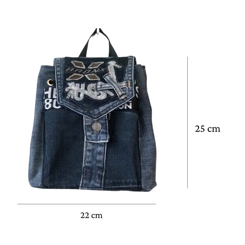Balo Mini Phối Từ Jeans Tái Chế, Đính Kết Lấp Lánh Thú Vị, Balo Túi Rút, Balo Thời Trang Tái Chế, Phụ Kiện Thời Trang Bền Vững, Quà Thủ Công Độc Đáo Balo Mini Phối Từ Jeans Tái Chế, Đính Kết Lấp Lánh Thú Vị, Balo Túi Rút, Balo Thời Trang Tái Chế, Phụ Kiện Thời Trang Bền Vững, Quà Thủ Công Độc Đáo