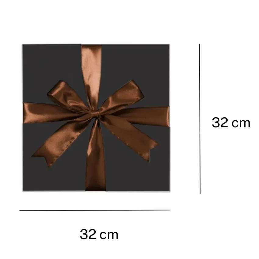 "Elegant Man" Gift Box, Modern Gentleman's Distinctive Character, Gift Set With Watch & Glass Bottle Plus Essential Oil & Chocolate, Corporate Gift "Elegant Man" Gift Box, Modern Gentleman's Distinctive Character, Gift Set With Watch & Glass Bottle Plus Essential Oil & Chocolate, Corporate Gift