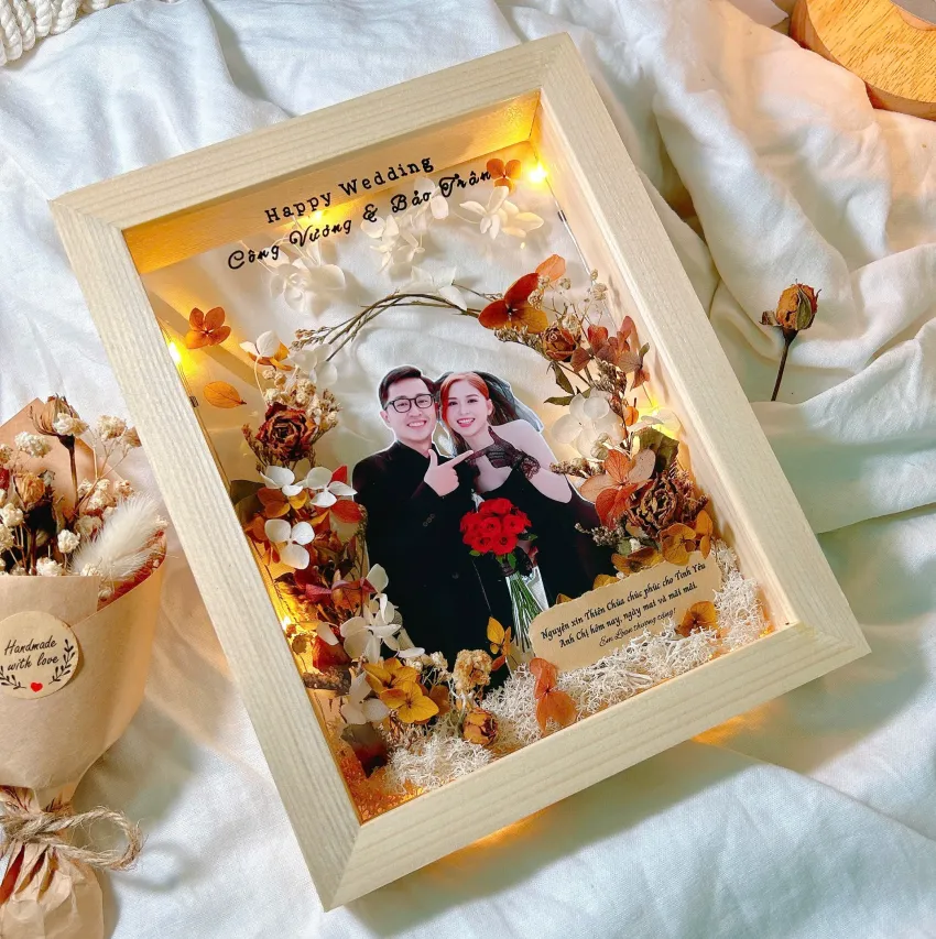 Custom Photo With Flower Frame, Bring Memories Into A Dreamy Space, Personalized Dried Flower Art, Custom Photo Frame, Personalized Gift, Gift For Her